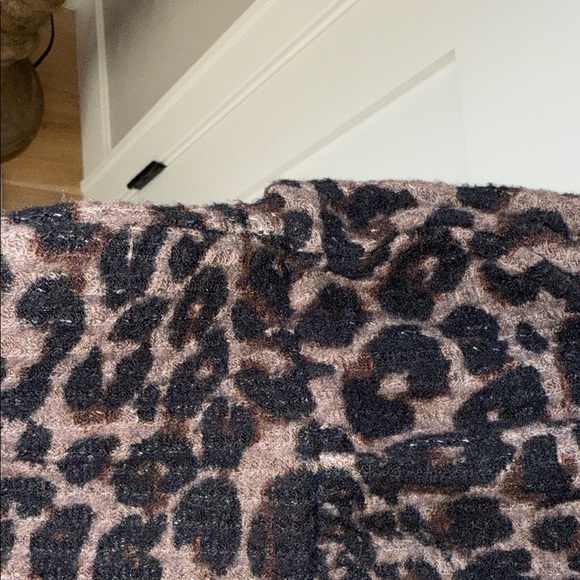 Sanctuary Leopard Print Scooped Sweater - Picture 6 of 9